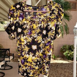 Women's Black and Yellow Top